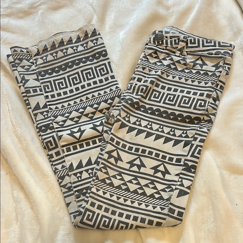 Tribal Print Pants in Black and Cream